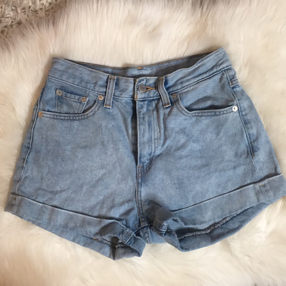 Levi’s high waisted shorts
